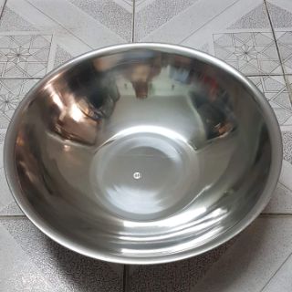 Bộ thau ,rổ inox 6 cái lớn ( 5 thau: 32,34,36,40,45cm và 1 rổ 34 cm)