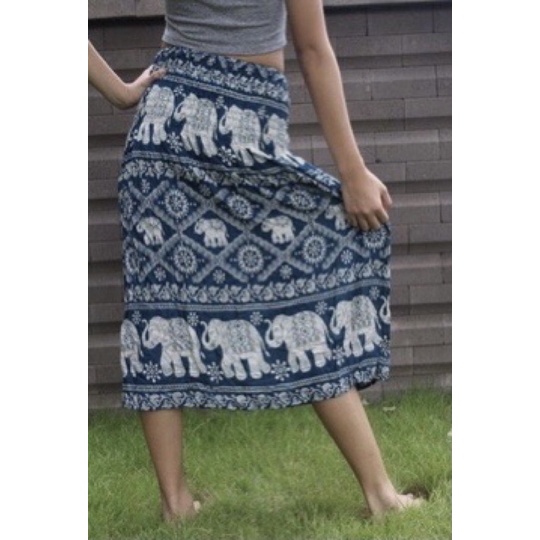 Đầm maxi đi biển lanh mát muà hè phong cách boho ống lửng