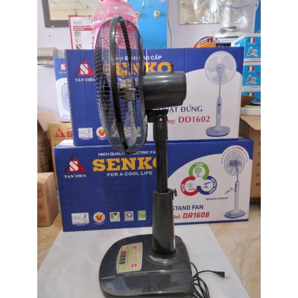 Quạt Hoa Phượng QB.40Cm