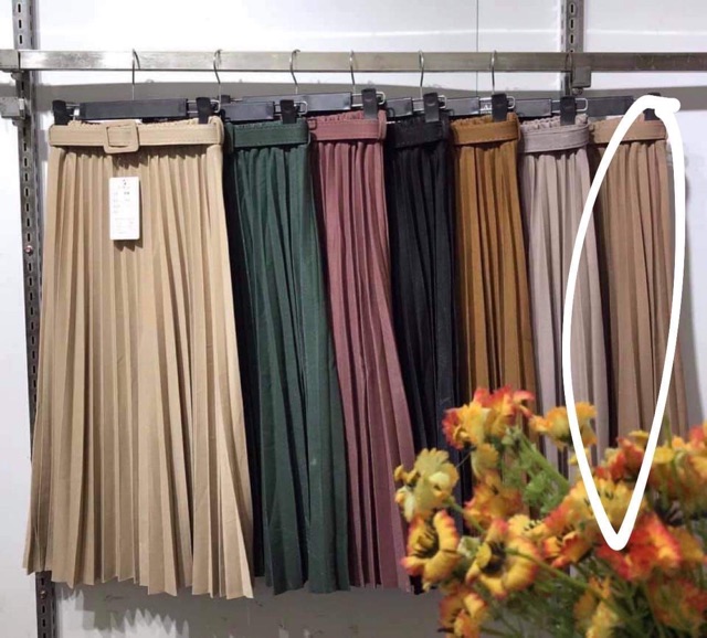 Chân váy dập li kèm đai | BigBuy360 - bigbuy360.vn