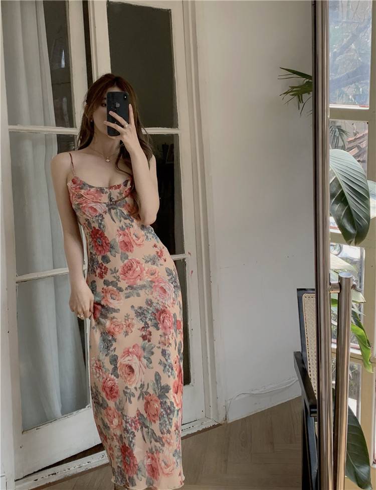 [QUÀ TẶNG LÀ GÓI XẢ VẢI BẠN NHÉ] Váy nữ hai dây đẹp dáng dài 2021, Đầm nữ midi chất voan hoa phối ren ngực màu đỏ hồng | BigBuy360 - bigbuy360.vn