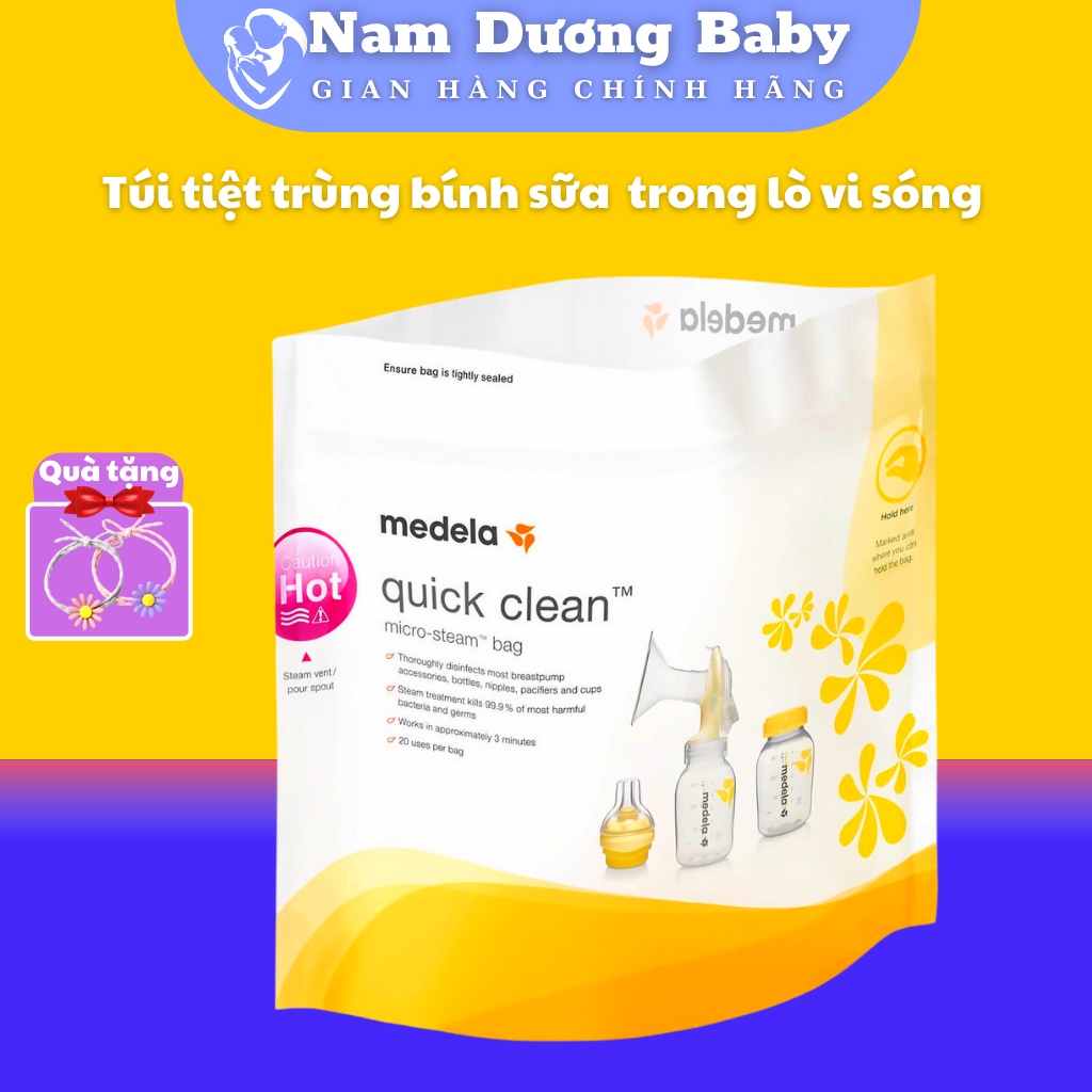 Túi tiệt trùng bình sữa và phụ kiện trong lò vi sóng.