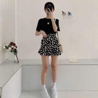 Set váy + áo hoa cúc ( feedback ở cuối)
