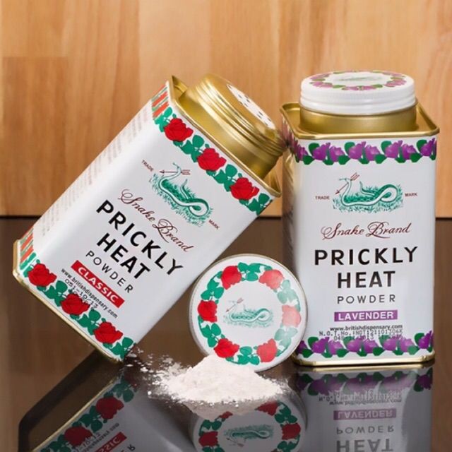Phấn lạnh kiềm dầu Snake Brand Prickly Heat Thái Lan 140g