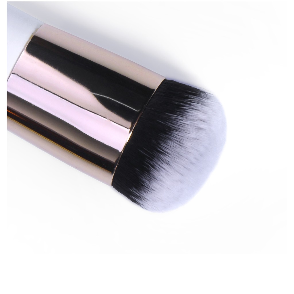 Cọ trang điểm O.TWO.O 29g thiết kế dáng ngắn thời trang