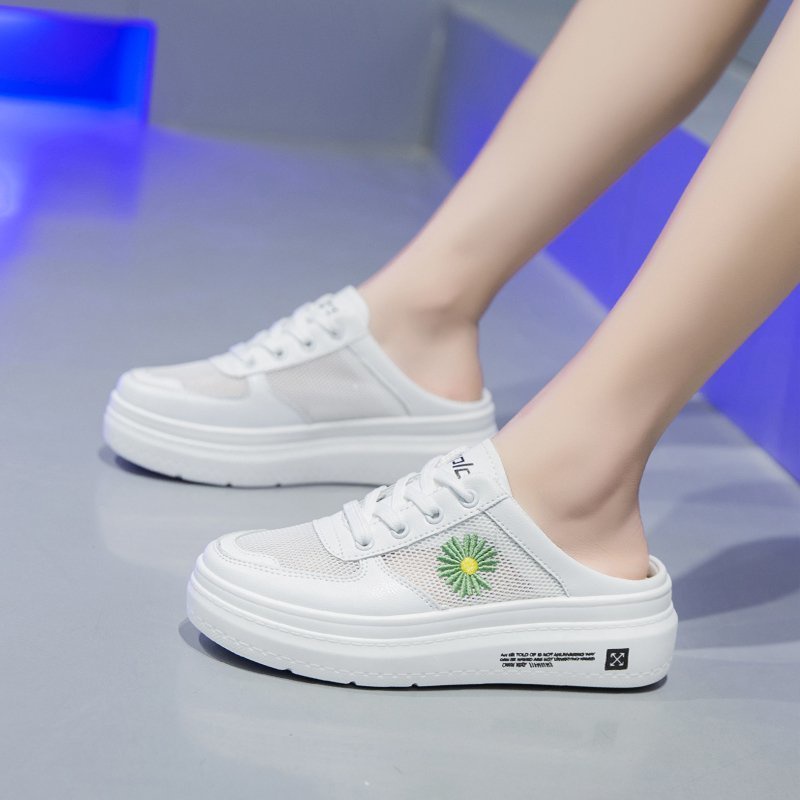 Giày Sục Nữ Lưới Hoa Cúc Dế Bánh Mì 3 Phân