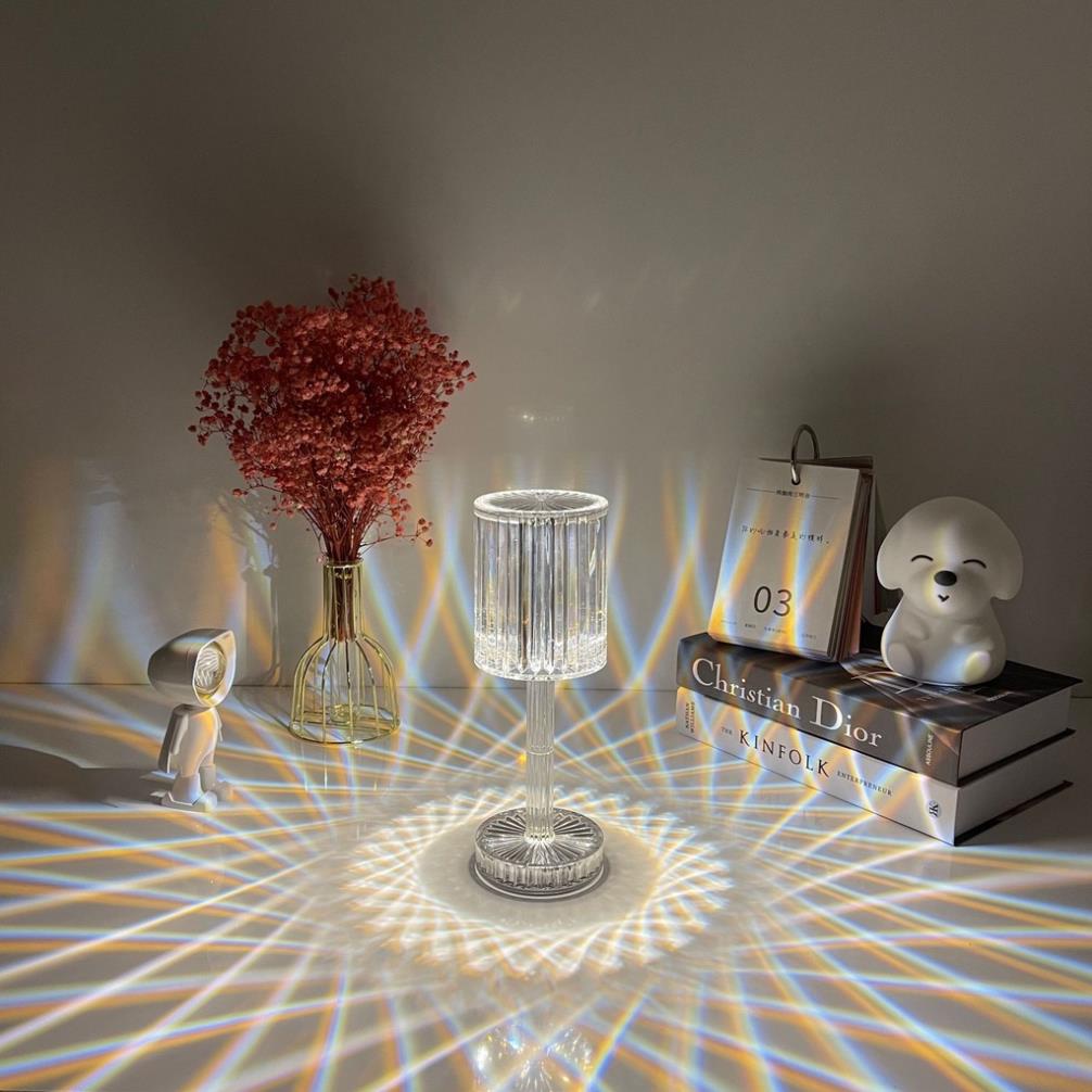 Đèn ngủ pha lê để bàn, deco phòng ngủ, phòng làm việc, phong cách Châu âu lãng mạng, kiểu cách hiện đại, mẫu năm 2022