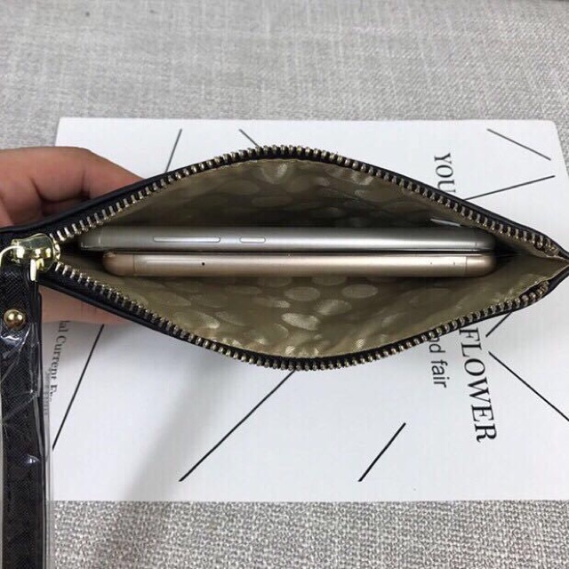 Ví Kate Spade da vân Saffiano