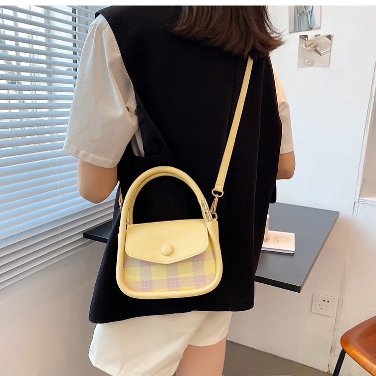 Túi đeo chéo nữ họa tiết sọc caro mini siêu hot mùa hè dễ phối đồ