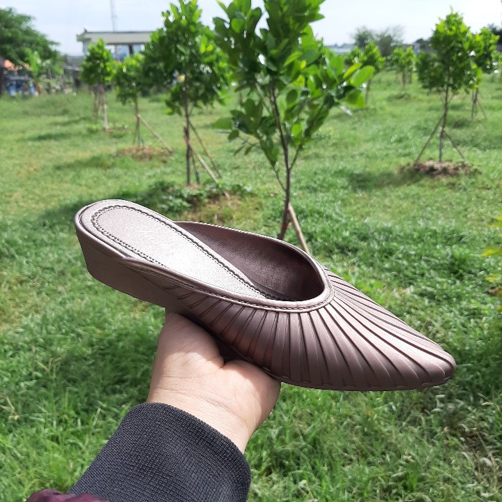 DÉP NHỰA NỮ BÍT MŨI A625