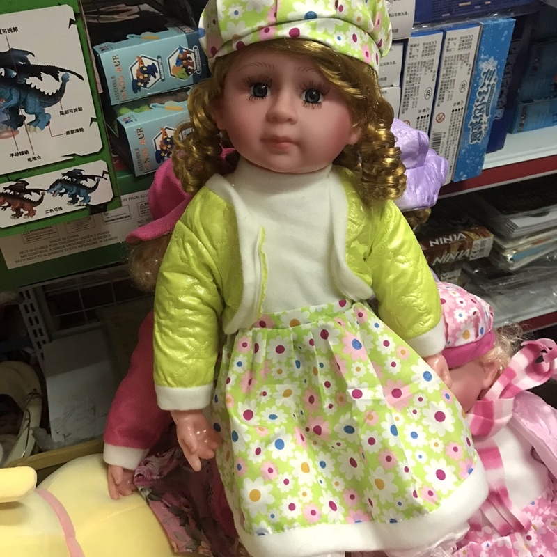 BÚP BÊ NGA SIÊU BỰ CÓ NHẠC