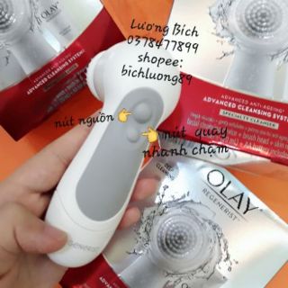 Máy massage rửa mặt Olay