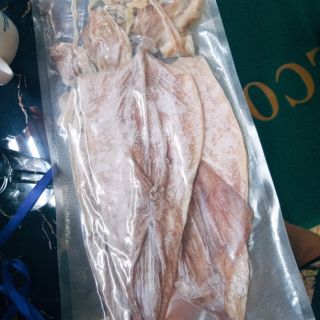 Khô mực Cà Mau size 12 con /ký 💲275k/250gr