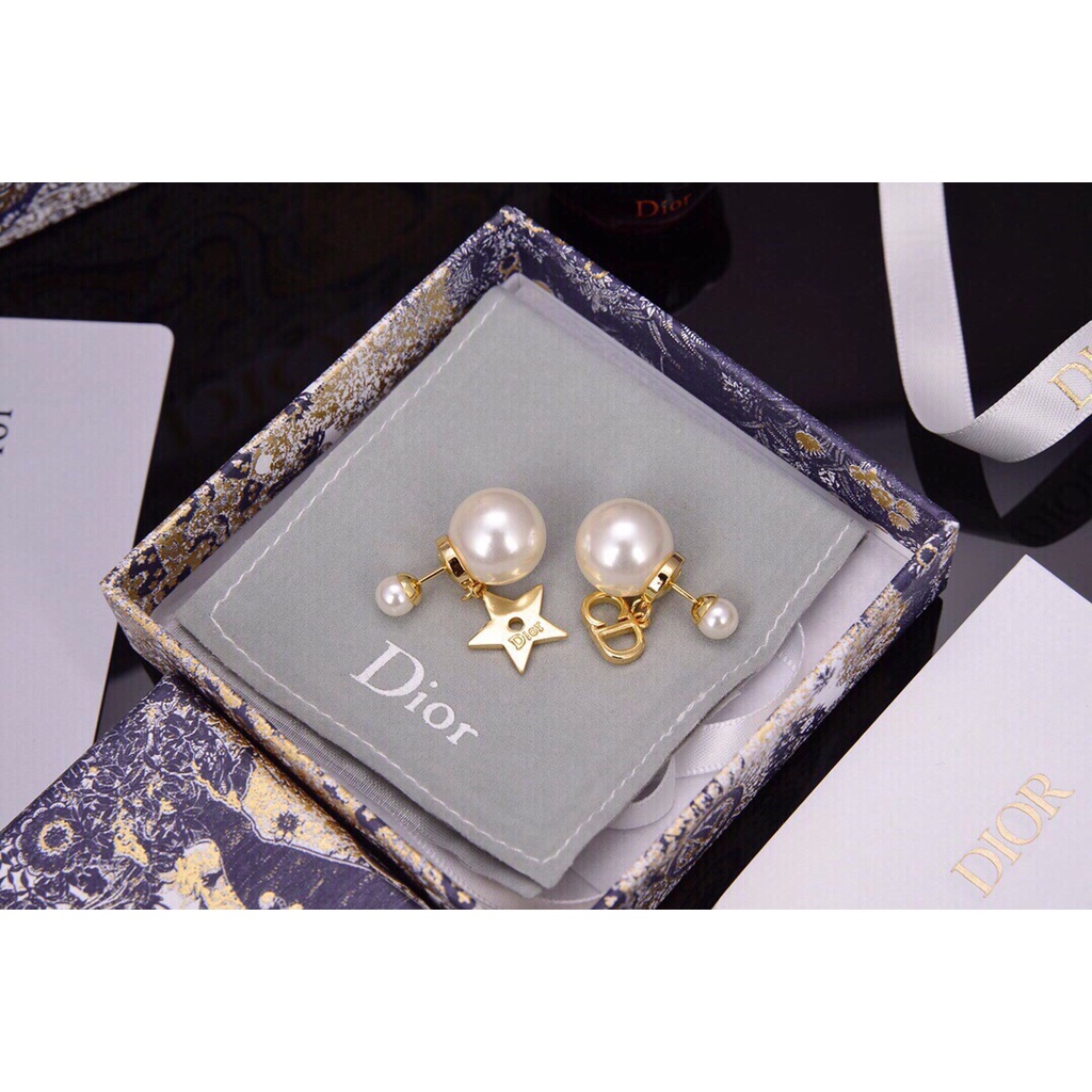 Khuyên Tai Nữ Dior Đính Ngọc Trai Thời Trang Thanh Lịch