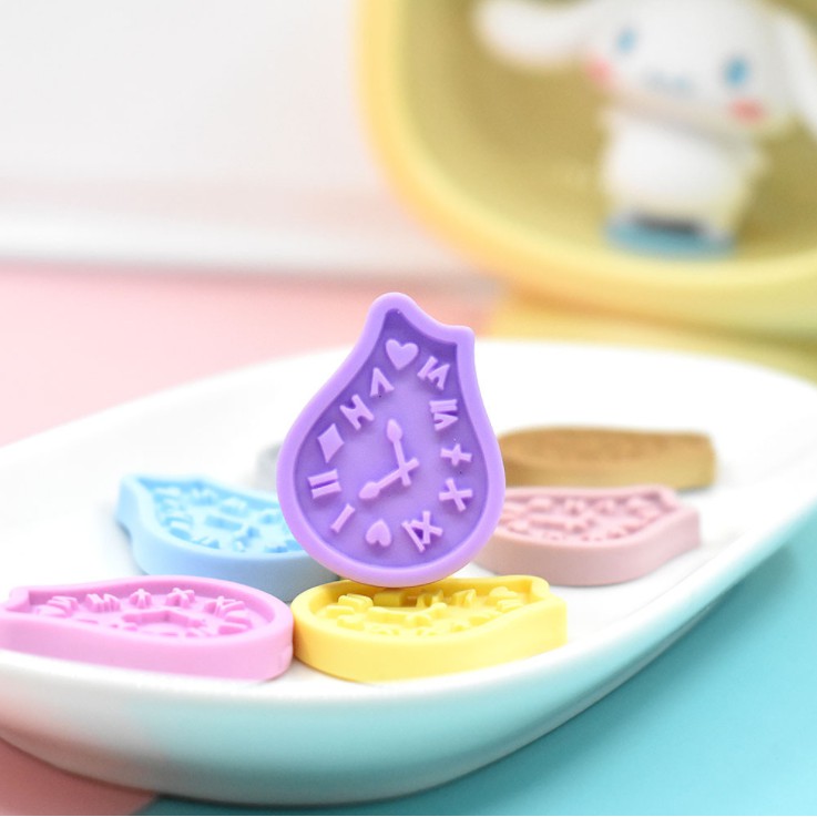 Sticker jibbitz gắn dép sục Crocs đồng hồ thời gian