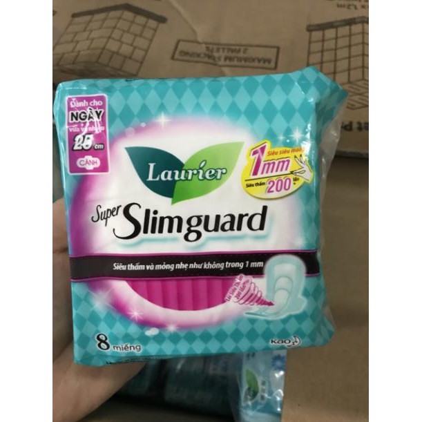 Băng vệ sinh Laurier Super Slimguard 7 miếng siêu siêu mỏng có cánh ( 25 cm )