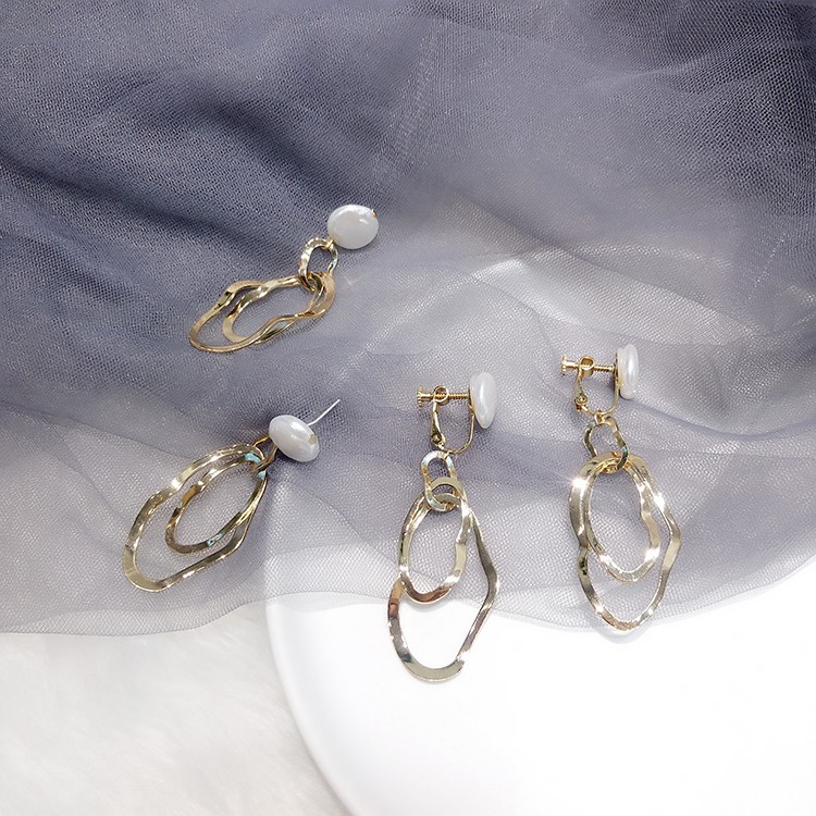 Khuyên tai kẹp không bấm lỗ chốt điều chỉnh K074 bằng hợp kim mạ vàng hình khối bigsize dáng dài Leous Accessories
