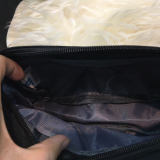 Túi đeo ngực Adidas