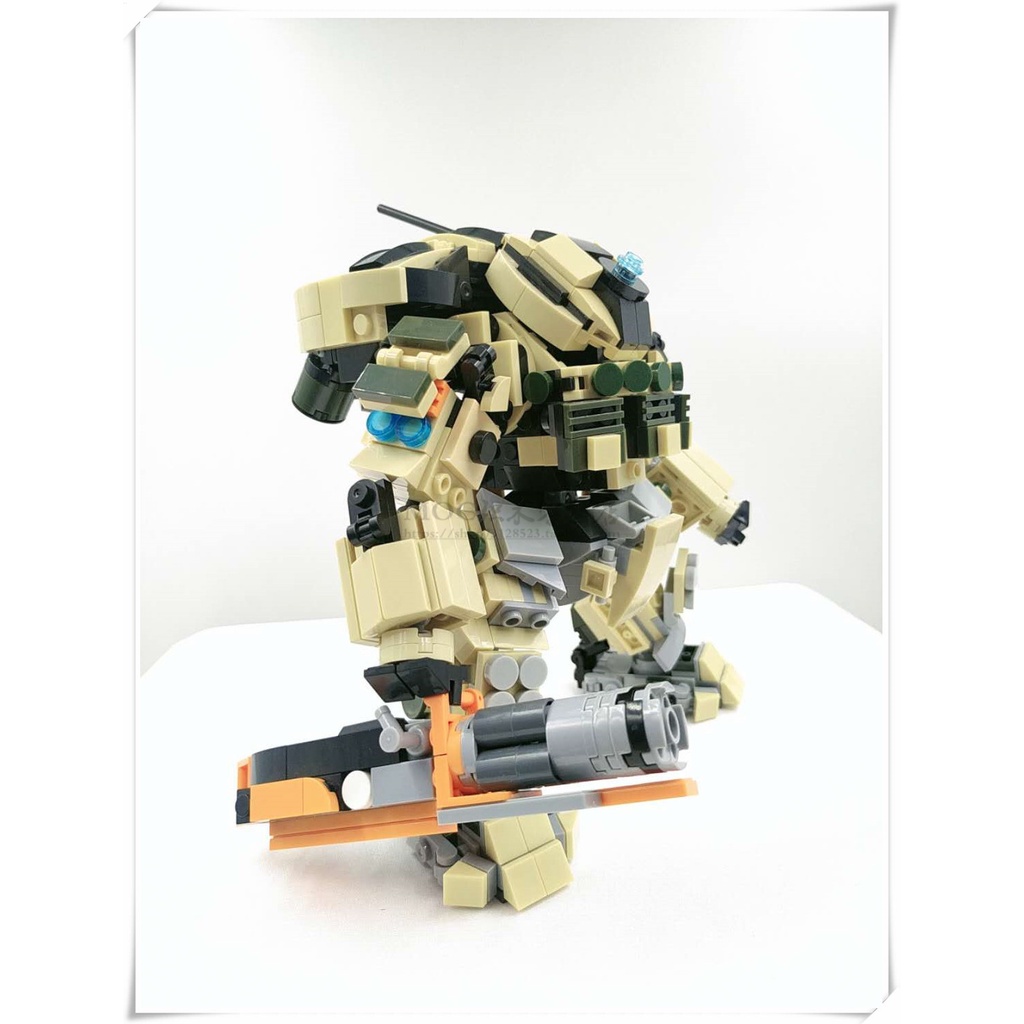 Bộ Lắp Ghép Lego Nhân Vật Moc Q Phiên Bản SD Titan Falling Desert Flame Mech