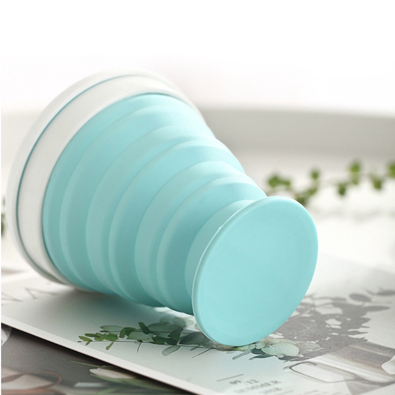 Cốc nước gấp gọn bằng silicone tiện lợi cho du lịch
