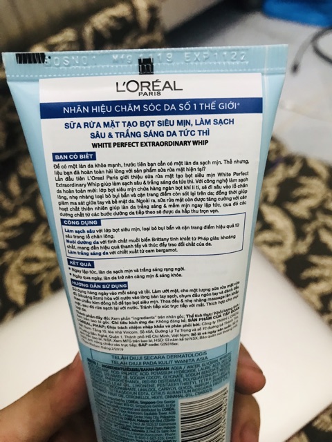 Sữa rửa mặt L’OREAL WHITE PERFECT