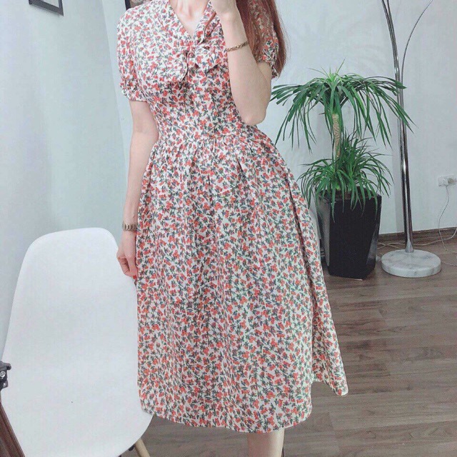 Váy hoa nhí buộc nơ
