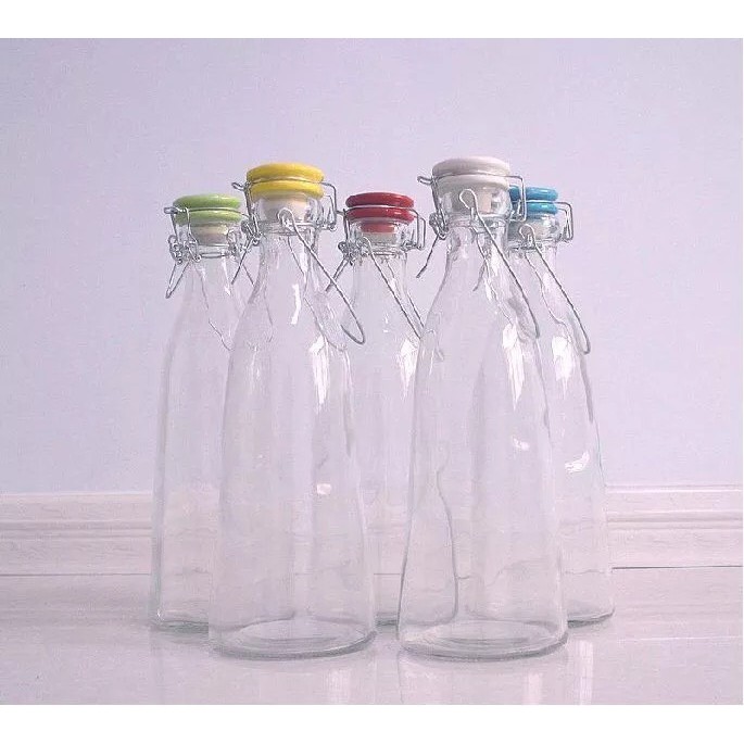 Chai Thủy Tinh Tam Giác Nắp Gài Bằng Sứ 500ml (màu đỏ) | BigBuy360 - bigbuy360.vn