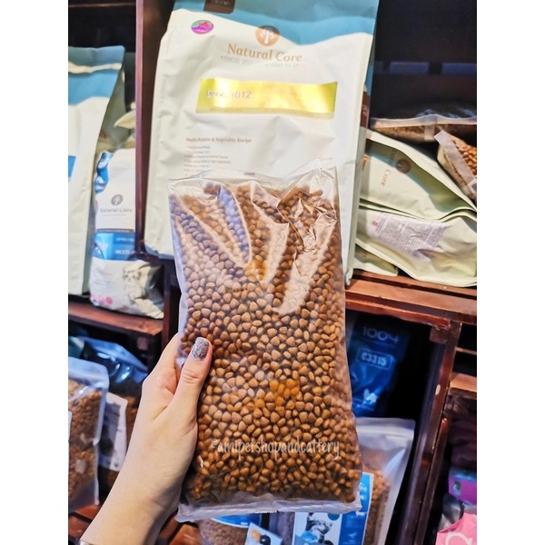 Thức ăn hạt cho mèo con Natural Core Kitten 400g