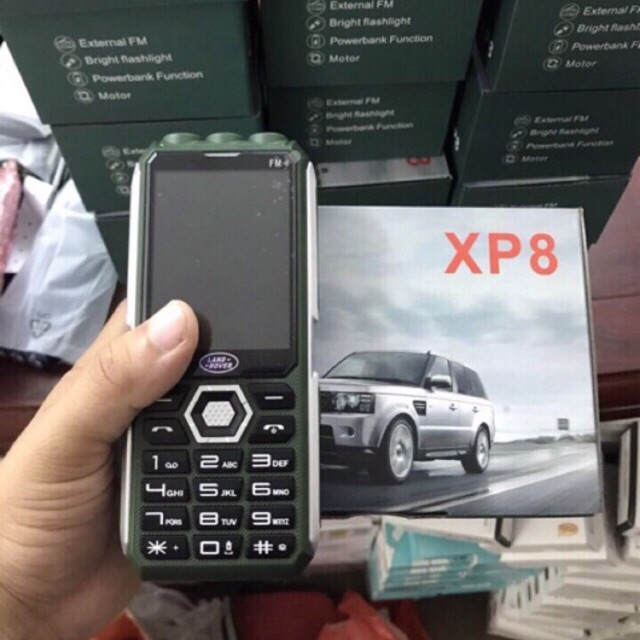 Land Rover XP8 - Điện thoại khủng pin cực trâu