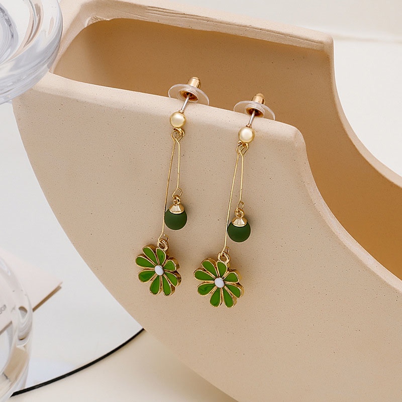 Khuyên Tai Hình Hoa Cúc/Quả Bơ Xanh Kiểu Hàn Quốc Xinh Xắn