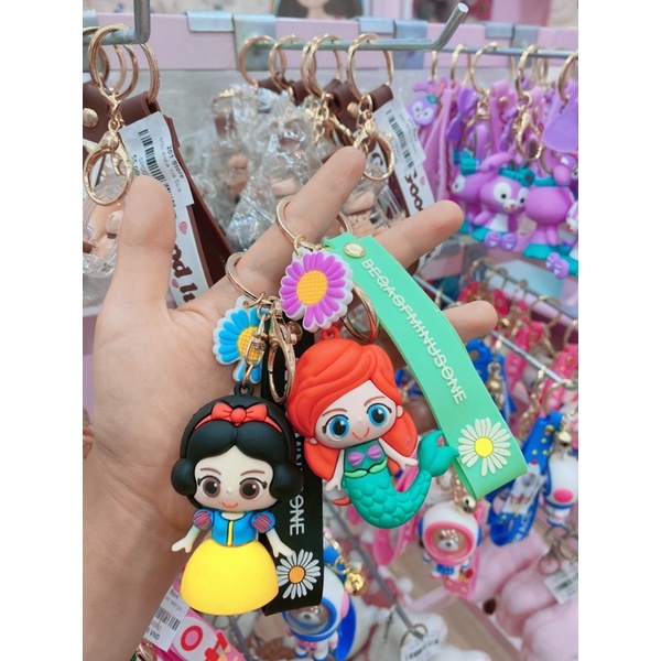 Móc chìa khoá dễ thương cute 2023