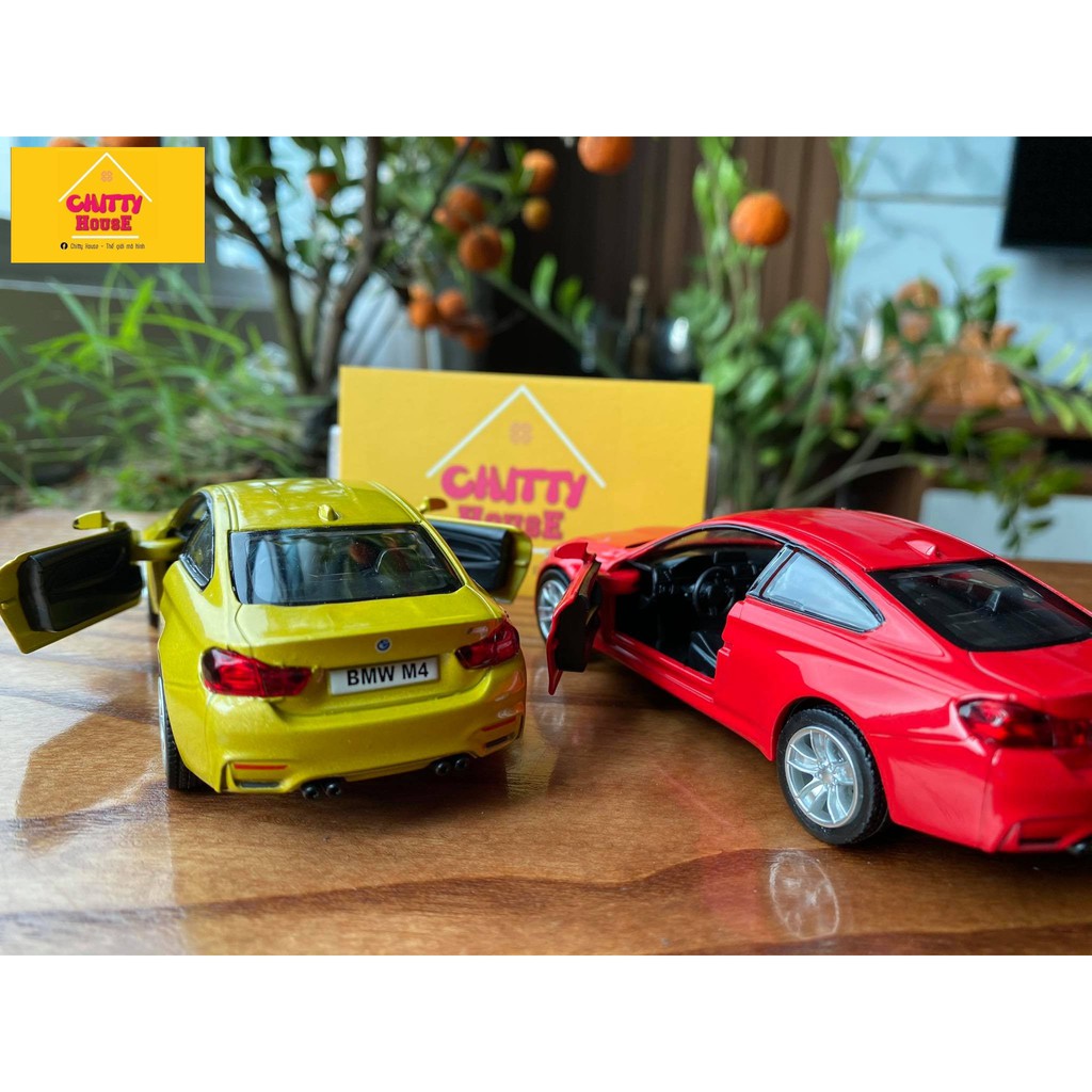 Mô hình xe BMW M4 tỷ lệ 1:36