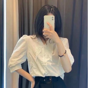 Aó sơ mi thô trắng cổ ren lá nhọn tay bồng xinh xắn