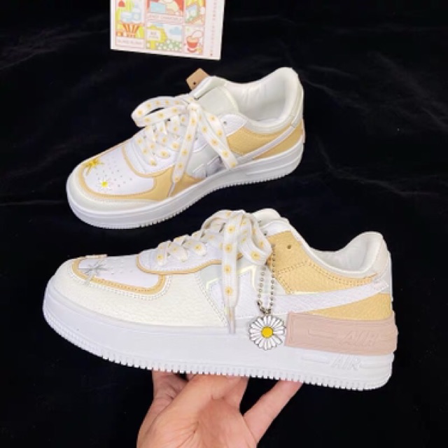 Giày Ulzzang Sneaker thể thao cúc daisy