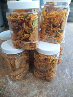 Combo 4 hủ cơm cháy lắc khô gà
