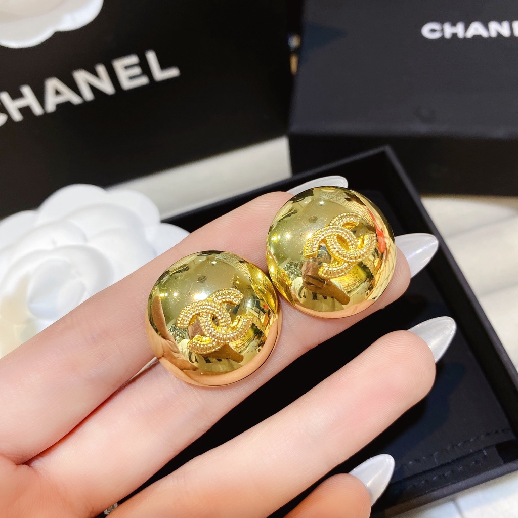 Bông tai nữ đính đá và ngọc châu nhân tạo cá tính Ròm House kiểu dáng bông tai thương hiệu cực kỳ sang chảnh - ms0458