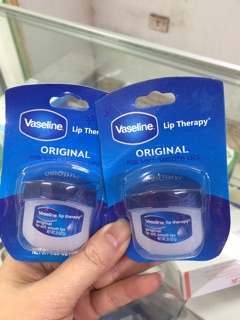 Dưỡng môi vaselin original