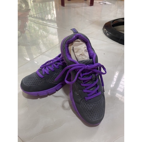 Giày  thể thao si