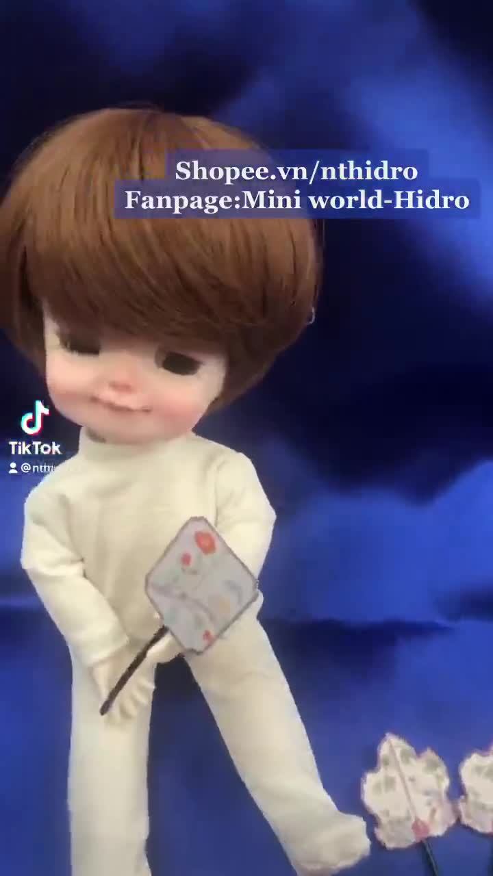 Quạt giấy mini tí hon dùng cho trang trí nhà búp bê