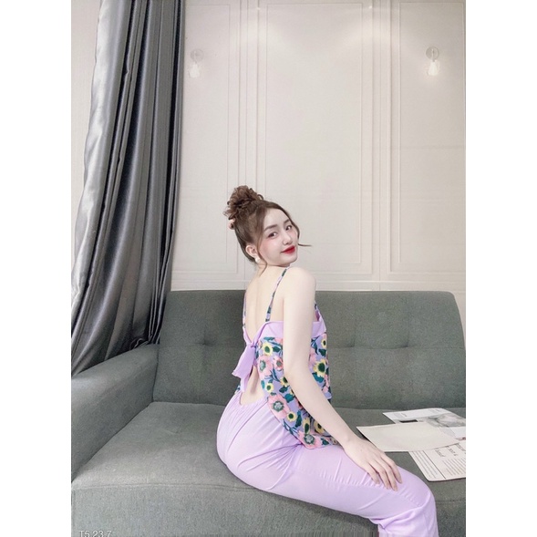 ĐỒ BỘ 2 DÂY CỘT NƠ PHÍA SAU