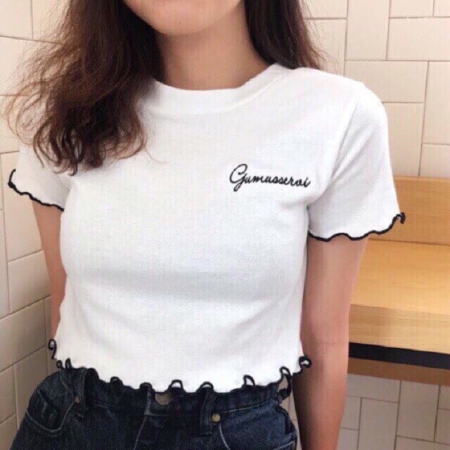 ÁO CROPTOP CUỐN BIÊN THÊU CHỮ TUYet’house