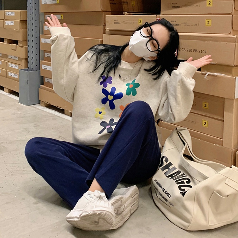 Áo nỉ dài tay cổ tròn in hình thời trang Hàn Quốc