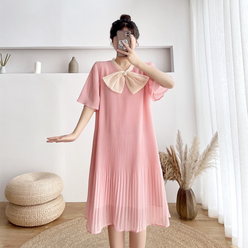 Váy bầu -  Đầm bầu thiết kế nơ cổ chất voan dập ly siêu xinh V355