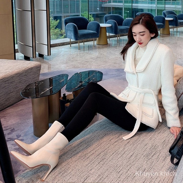 Giày bốt cao gót màu trắng/ đen phong cách Pháp thời trang thu đông 2021 cho nữ