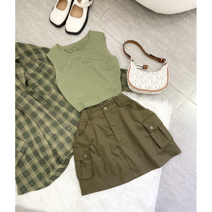 Set 3 món tone xanh rêu: khoác sơ mi caro + croptop ba lỗ + chân váy túi