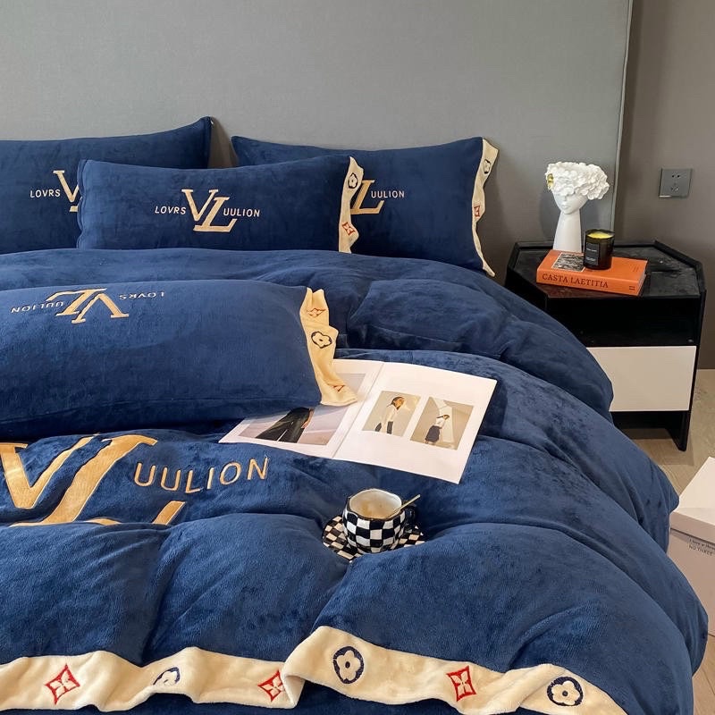 Bộ chăn ga gối nỉ nhung thêu thương hiệu LV sang trọng Xịn Decor SHOP VŨ THỊ THƠM
