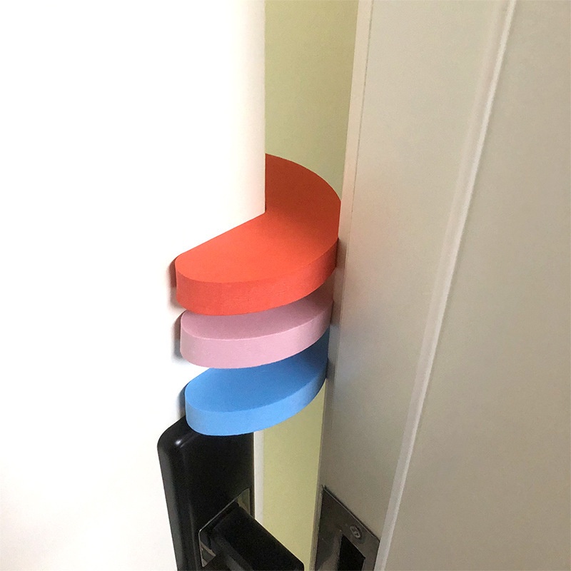 【Random Color 】[Khóa Khóa Loại C Bằng EVA Mềm Mại Độ Co Giãn Cao Bảo Vệ Ngón Tay Khi Tháo Lắp Để Bảo Vệ Ngón Tay Từ Being By The Door]