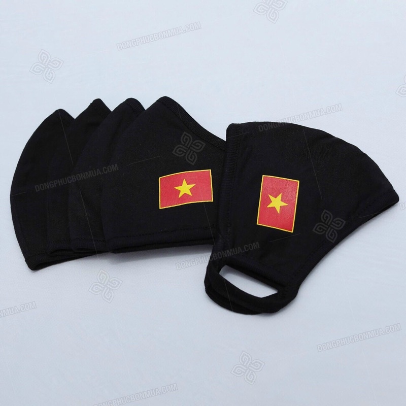 Khẩu trang đội tuyển bóng đá Việt Nam - vải Cotton 2 lớp kháng khuẩn | BigBuy360 - bigbuy360.vn