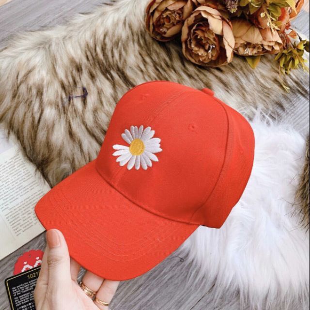 Mũ lưỡi trai - Nón kết thêu hoa cúc nhiều màu sắc cặp đôi nam nữ Unisex thời trang giá rẻ