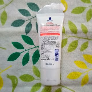 Sữa rửa mặt Biore Sạch mụn & Kháng khuẩn (50g)